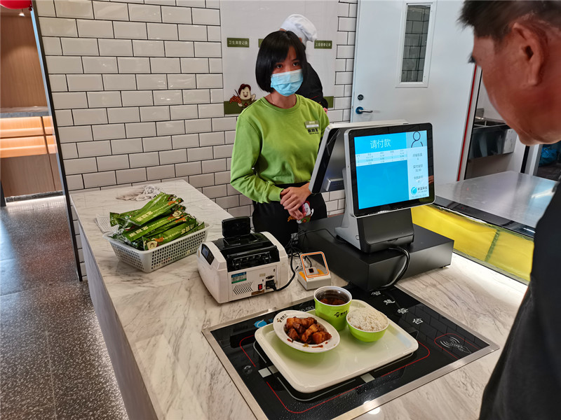 广州官渡服务区入驻新蓝云数字餐厅